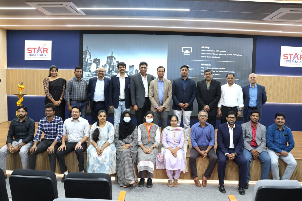 DR.SHAHSI KANTH SENIOR ORTHOPAEDIC SURGEON IN NANAKRAMGUDA HYDERABAD<br />
